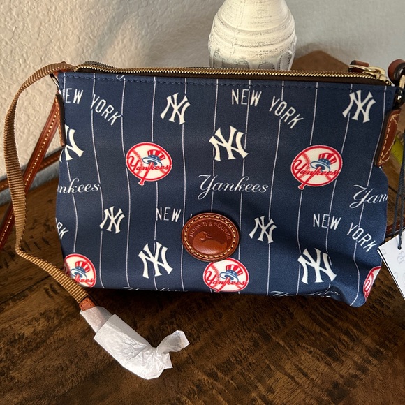 Dooney & Bourke Bags Dooney Bourke New York Yankees Crossbody